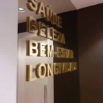 letreiros_e_paineis (36)